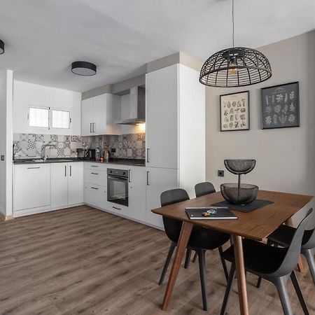 Stylish Apartment With Sea View Nerja Bagian luar foto