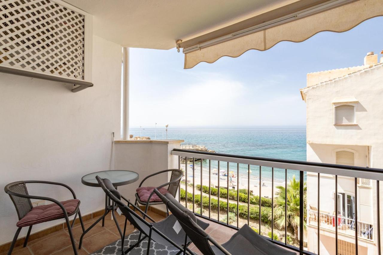 Stylish Apartment With Sea View Nerja Bagian luar foto